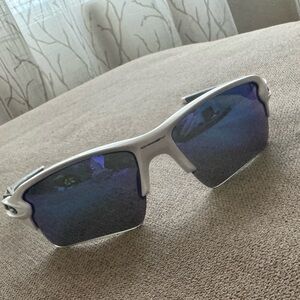 Oakley Flax 2.0 sunglasses